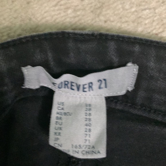 Black skinny jeans - Picture 3 of 3